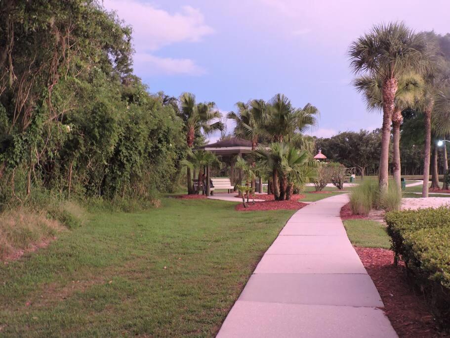 Enchanting Escape 3 Bedroom Minutes From Disney! キシミー エクステリア 写真