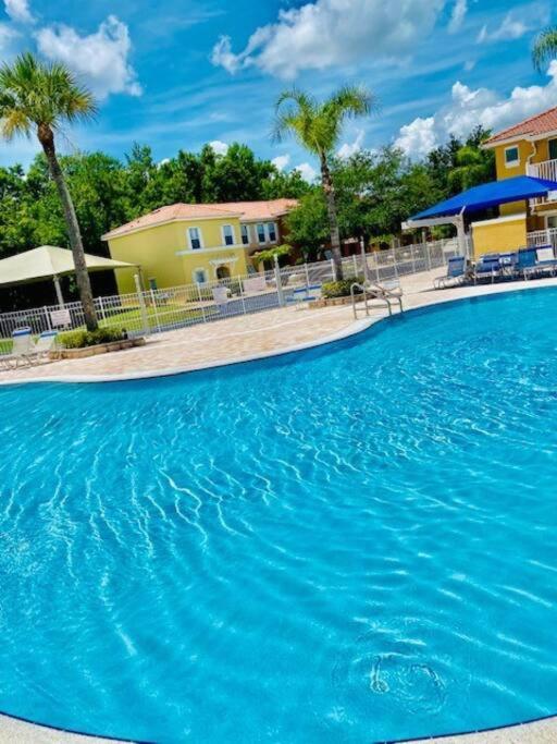 Enchanting Escape 3 Bedroom Minutes From Disney! キシミー エクステリア 写真